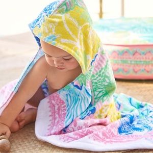 NWT Lilly Pulitzer Baby Beach Wrap
